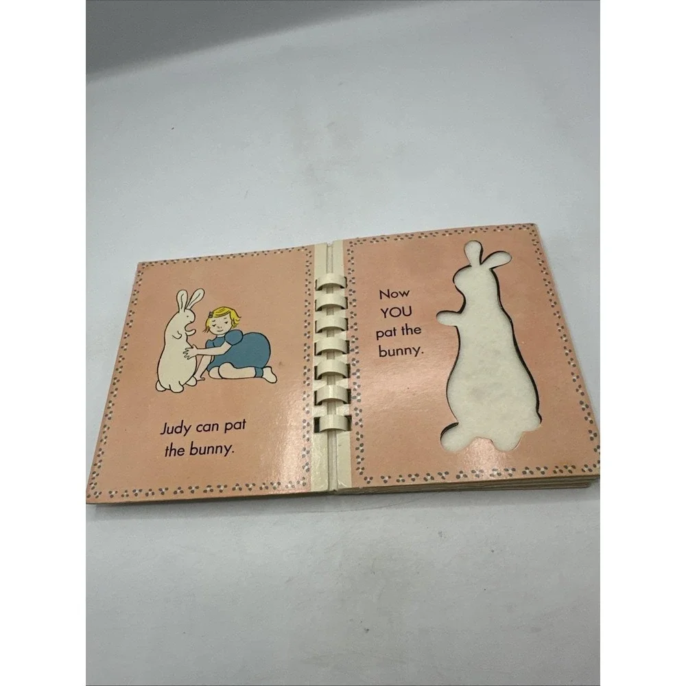 Pat the Bunny by Dorothy Kunhardt 1968 ??Vintage Children's Book‎ Spiral